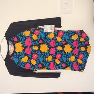 Lularoe Randy woman's 3/4 sleeve shirt size XS NWT